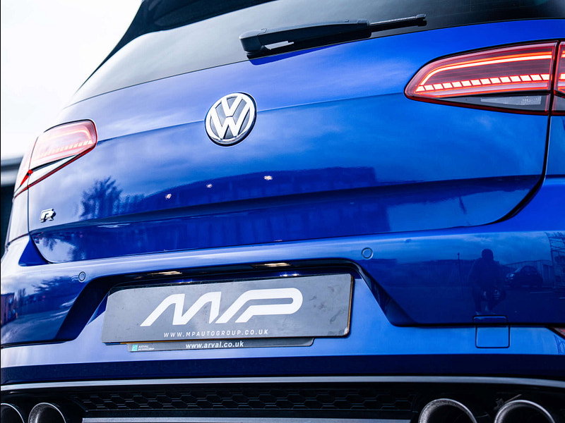 2017 Volkswagen Golf in Lapiz Blue, photo 68 of 79