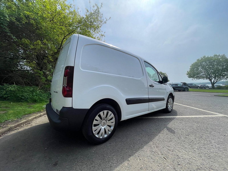 Citroen Berlingo 1.6 HDi 625 LX Panel Van 5dr Diesel Manual L1 (131 g/km, 75 bhp)