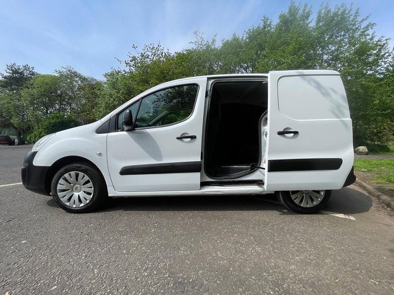 Citroen Berlingo 1.6 HDi 625 LX Panel Van 5dr Diesel Manual L1 (131 g/km, 75 bhp)