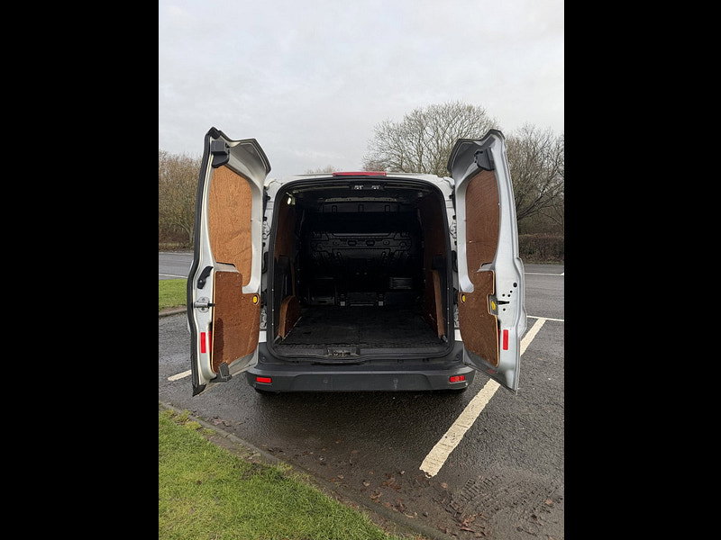 Ford Transit Connect 1.6 TDCi 200 Limited Panel Van 5dr Diesel Manual L1 H1 (124 g/km, 113 bhp)