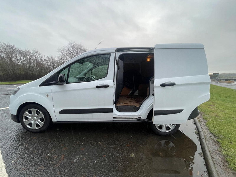 Ford Transit Courier 1.5 TDCi Trend Panel Van 5dr Diesel Manual L1 Euro 6 (75 ps)