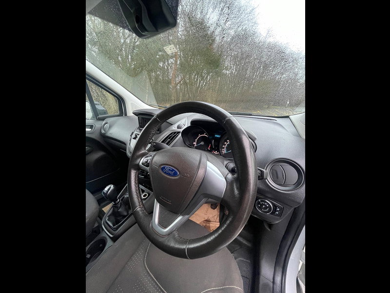 Ford Transit Courier 1.5 TDCi Trend Panel Van 5dr Diesel Manual L1 Euro 6 (75 ps)