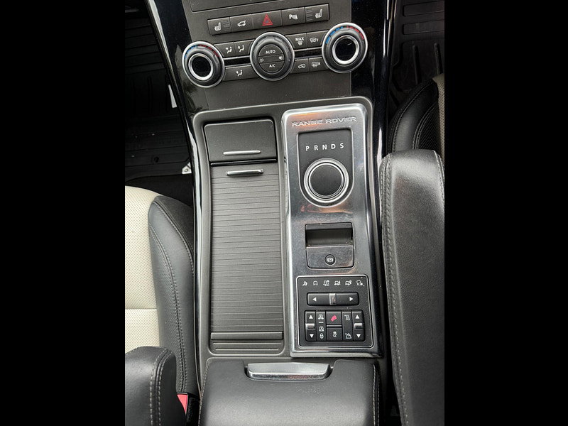 Land Rover Range Rover Sport 3.0 SD V6 HSE Red SUV 5dr Diesel Auto 4WD Euro 5 (255 bhp)