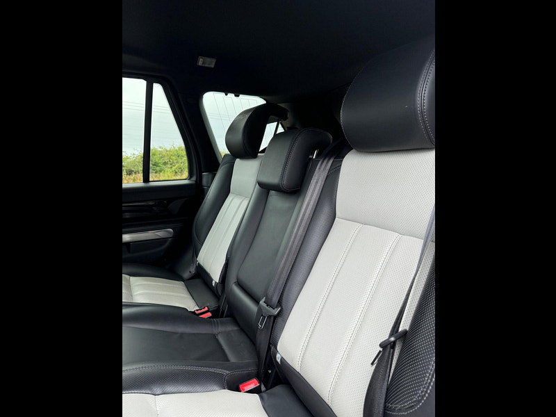 Land Rover Range Rover Sport 3.0 SD V6 HSE Red SUV 5dr Diesel Auto 4WD Euro 5 (255 bhp)