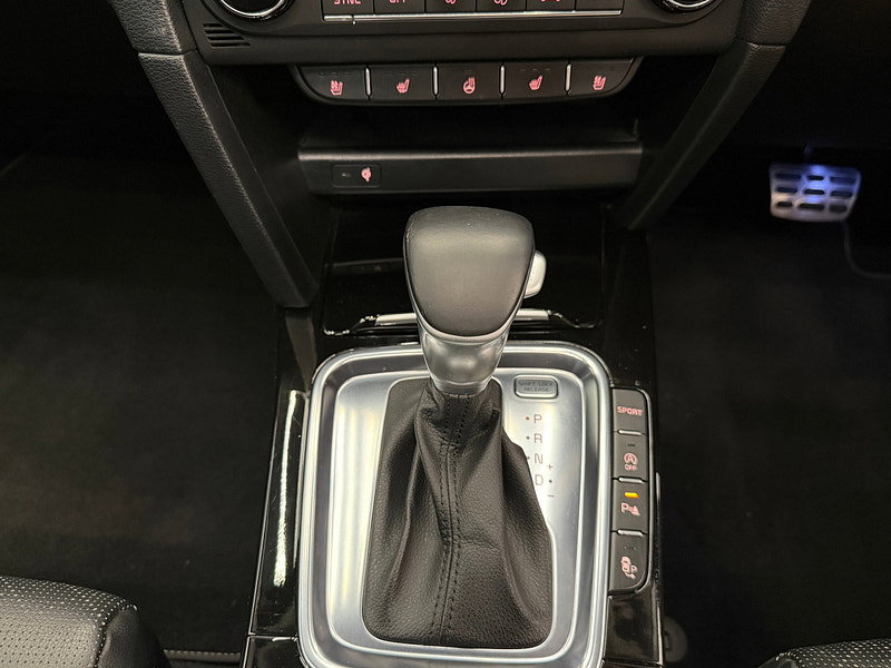 Kia Ceed 1.4 T-GDi First Edition Hatchback 5dr Petrol DCT Euro 6 (s/s) (138 bhp)