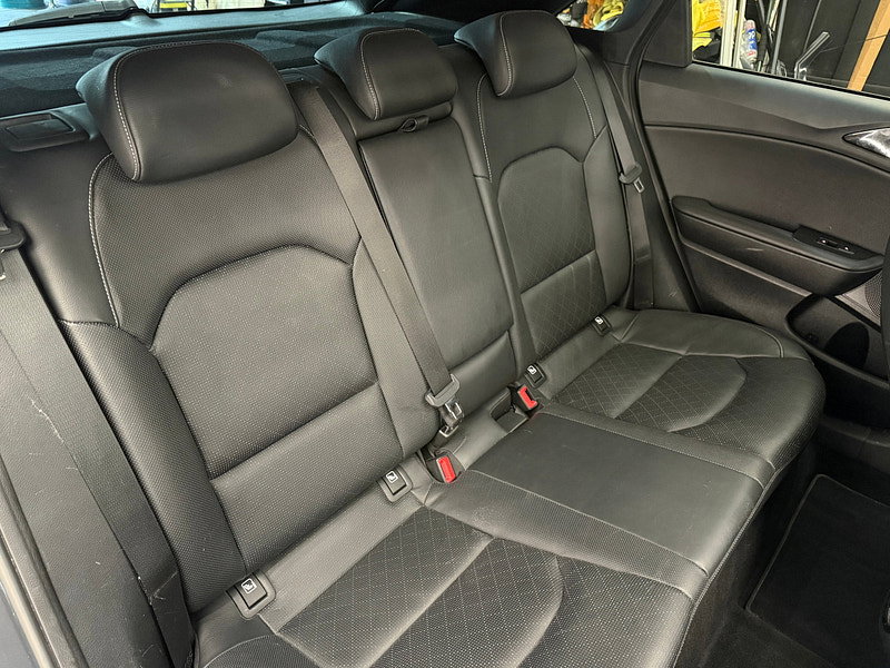 Kia Ceed 1.4 T-GDi First Edition Hatchback 5dr Petrol DCT Euro 6 (s/s) (138 bhp)