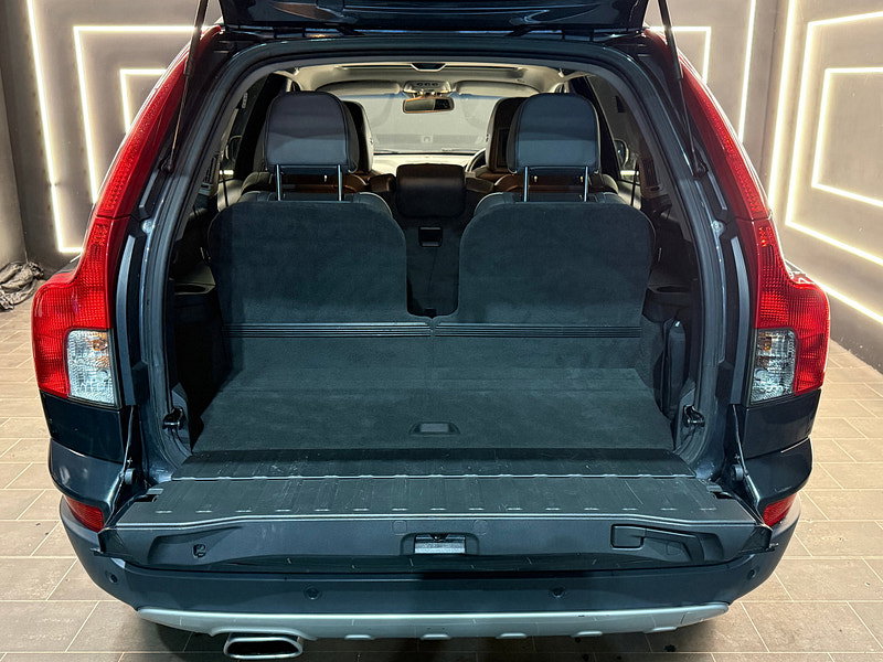 Volvo XC90 2.4 D5 AWD SE LUX Edition