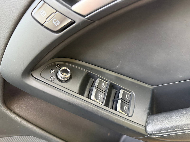 Audi A5 Cabriolet 2.0 TDI S line Convertible 2dr Diesel Multitronic Euro 5 (s/s) (177 ps)