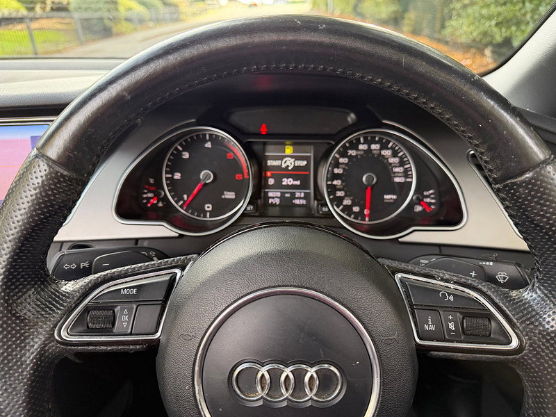 Audi A5 Cabriolet 2.0 TDI S line Convertible 2dr Diesel Multitronic Euro 5 (s/s) (177 ps)