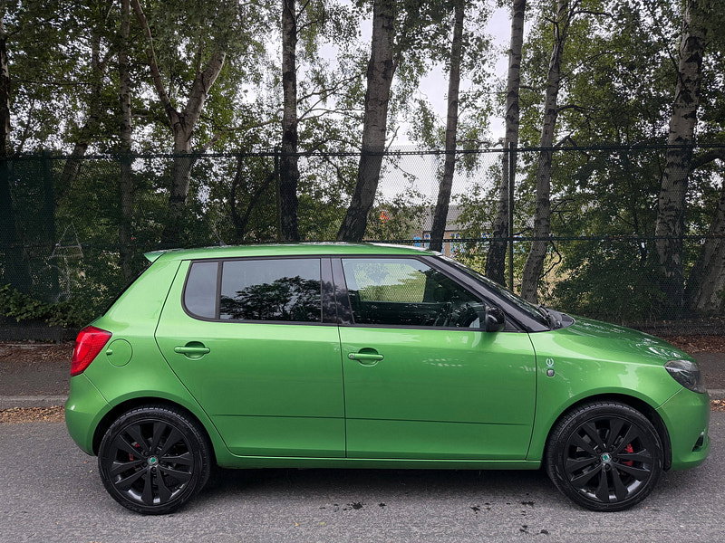 Skoda Fabia 1.4 TSI vRS S2000 Hatchback 5dr Petrol DSG Euro 5 (180 ps)