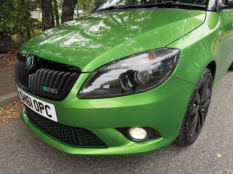Skoda Fabia 1.4 TSI vRS S2000 Hatchback 5dr Petrol DSG Euro 5 (180 ps)