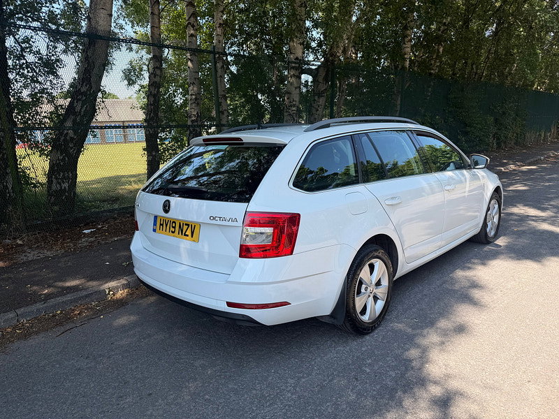 Skoda Octavia 1.0 TSI GPF SE Technology Estate 5dr Petrol Manual Euro 6 (s/s) (115 ps)