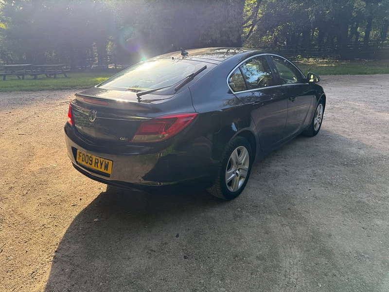 Vauxhall Insignia 2.0 CDTi Exclusiv Nav Hatchback 5dr Diesel Manual Euro 5 (160 ps)