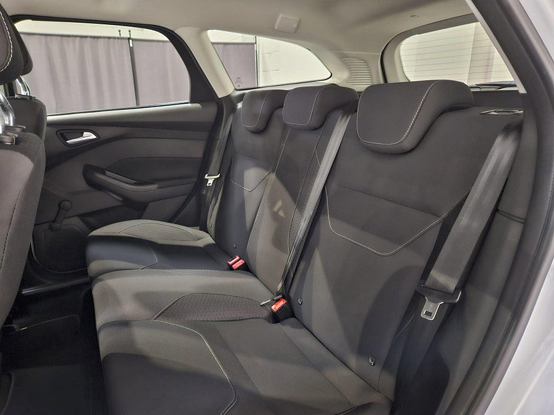 Ford Focus 1.0T EcoBoost Zetec Edition Euro 6 (s/s) 5dr