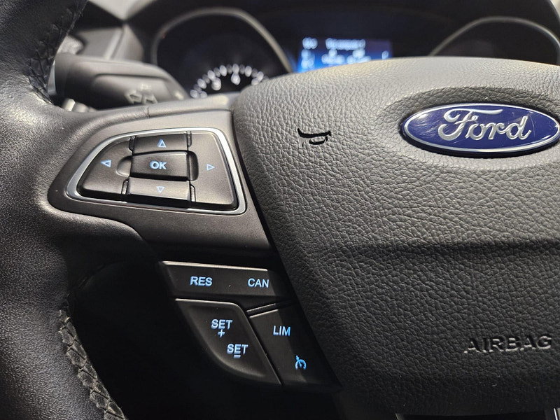 Ford Focus 1.0T EcoBoost Zetec Edition Euro 6 (s/s) 5dr