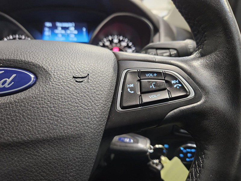 Ford Focus 1.0T EcoBoost Zetec Edition Euro 6 (s/s) 5dr