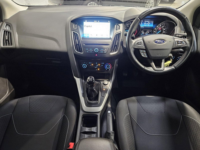 Ford Focus 1.0T EcoBoost Zetec Edition Euro 6 (s/s) 5dr