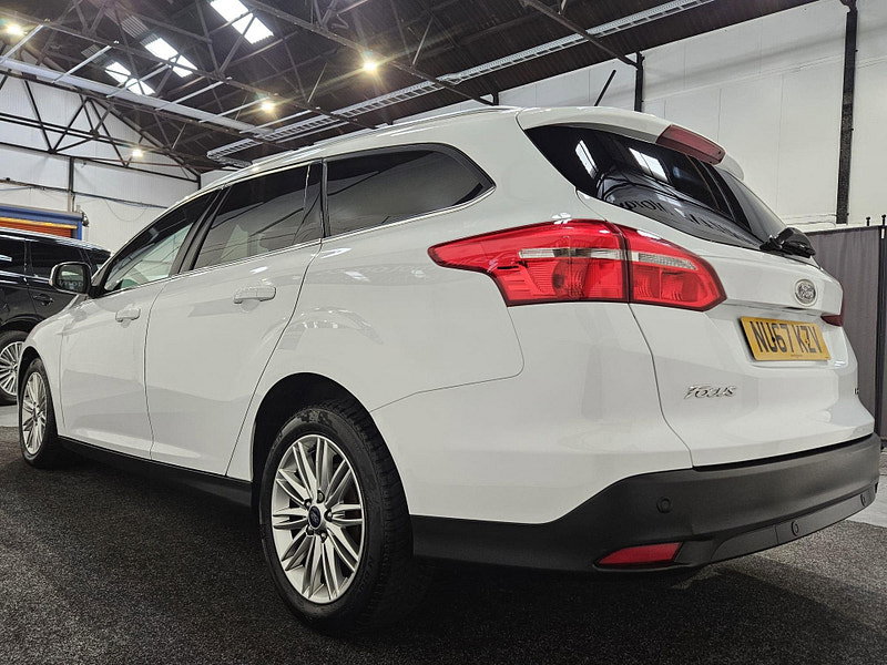 Ford Focus 1.0T EcoBoost Zetec Edition Euro 6 (s/s) 5dr
