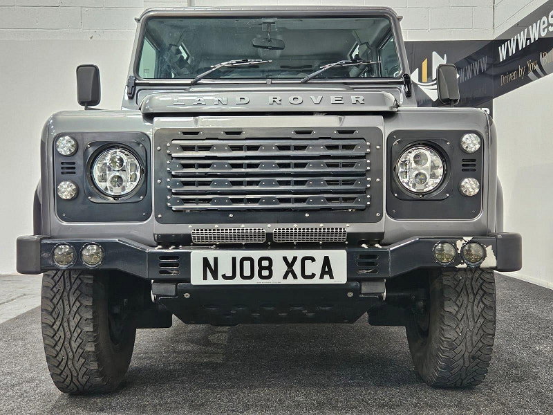 Land Rover Defender 90 2.4 TDCi XS Station Wagon 3dr Diesel Manual 4WD SWB Euro 4 (122 bhp)