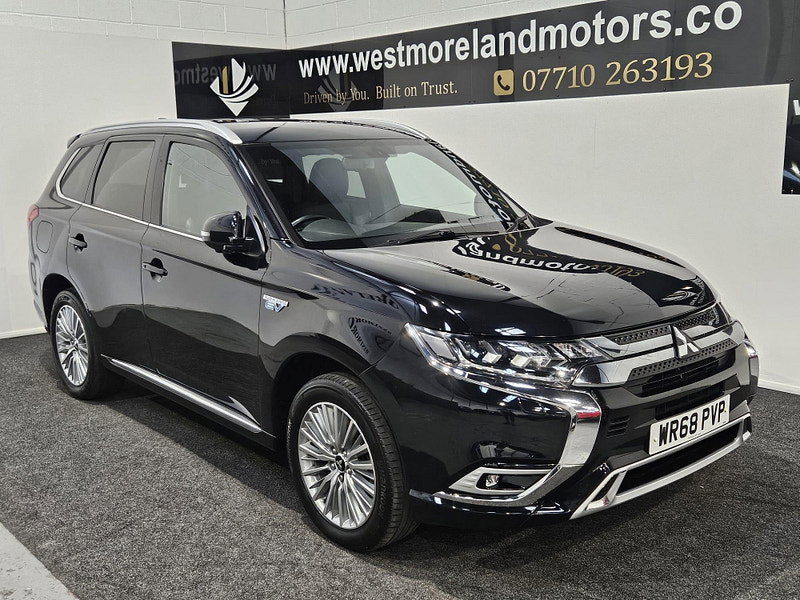 Mitsubishi Outlander 2.4h TwinMotor 13.8kWh 5h CVT 4WD Euro 6 (s/s) 5dr