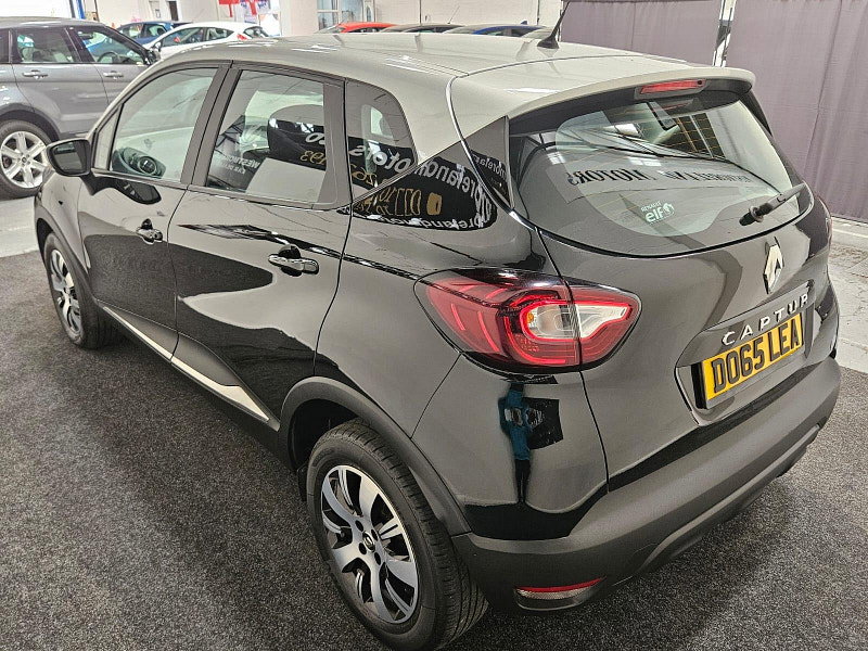 Renault Captur 0.9 TCe ENERGY Play Euro 6 (s/s) 5dr