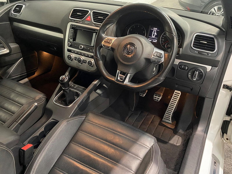 Volkswagen Scirocco 2.0 TSI R-Line Euro 5 3dr (Leather, Nav)