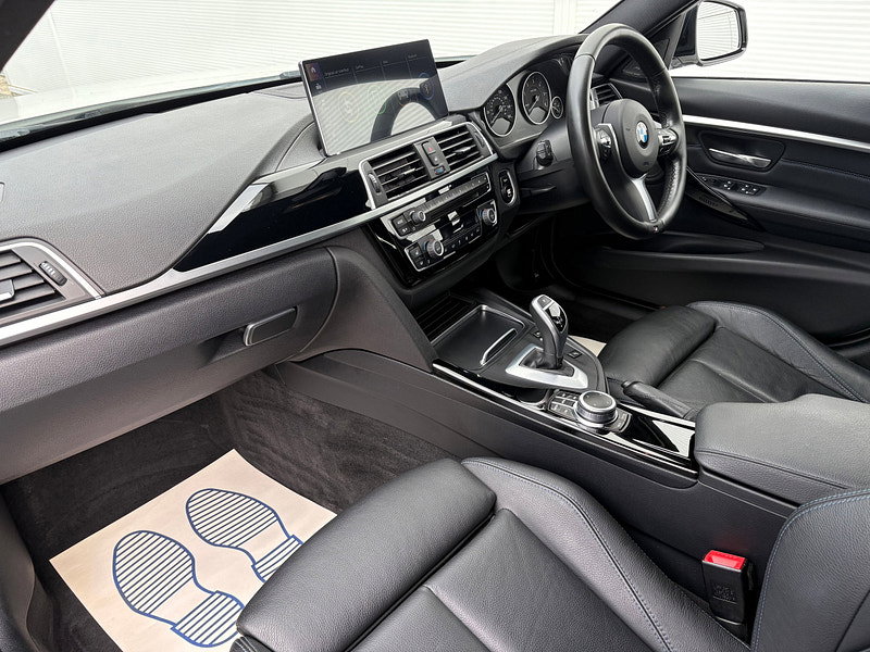 BMW 3 Series 2.0 320d M Sport Shadow Edition Touring 5dr Diesel Auto xDrive Euro 6 (s/s) (190 ps)