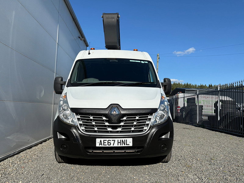 Renault Master 2.3 dCi 35 Business Panel Van 5dr Diesel Manual FWD MWB Medium Roof Euro 6 (130 ps)