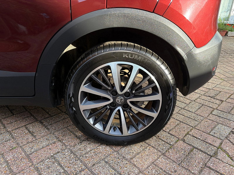 Vauxhall Crossland X 1.2 Turbo GPF Elite SUV 5dr Petrol Auto Euro 6 (s/s) (110 ps)