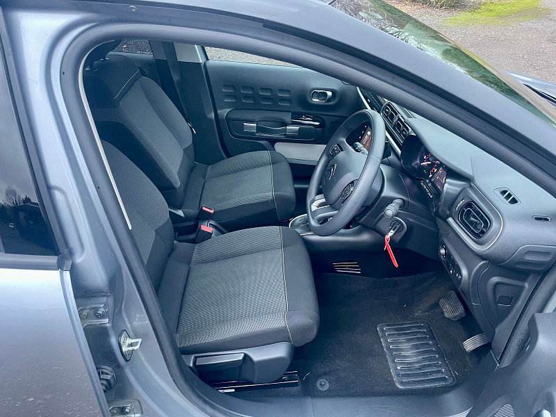 Citroen C3 Aircross 1.2L Plus PureTech S&S Auto Hatchback 5dr Petrol Automatic Euro 6 (109 bhp)