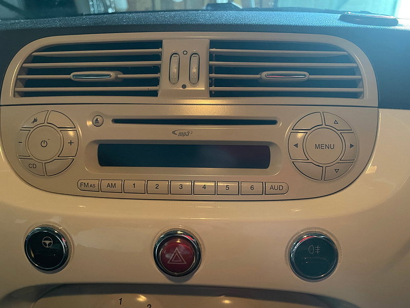 Fiat 500 1.2 Lounge Hatchback 3dr Petrol Manual Euro 4 (69 bhp)