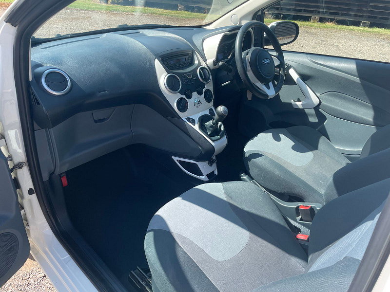 Ford Ka 1.2L Zetec Hatchback 3dr Petrol Manual Euro 5 (68 bhp)