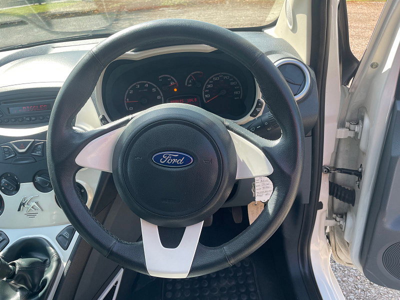 Ford Ka 1.2L Zetec Hatchback 3dr Petrol Manual Euro 5 (68 bhp)