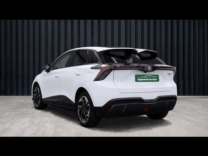 MG Mg4 64kWh Trophy Long Range Hatchback 5dr Electric Auto (203 ps)