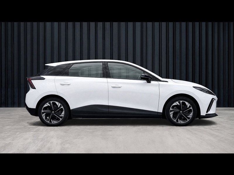 MG Mg4 64kWh Trophy Long Range Hatchback 5dr Electric Auto (203 ps)