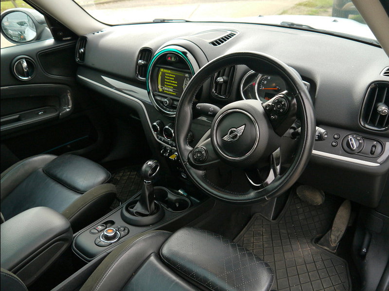 MINI Countryman 1.5 7.6kWh Cooper SE SUV 5dr Petrol Plug-in Hybrid Auto ALL4 Euro 6 (s/s) (224 ps)