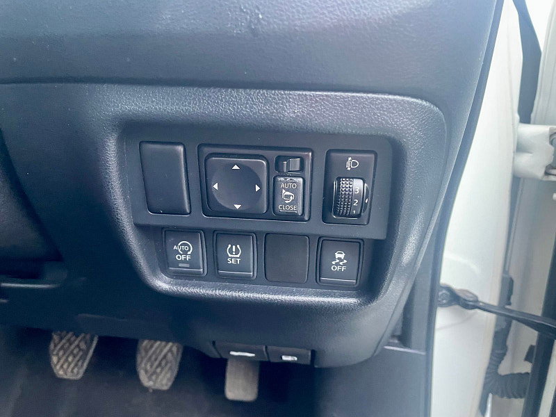Nissan Juke 1.2L N-Connecta DiG-T SUV 5dr Petrol Manual Euro 6 (115 bhp)