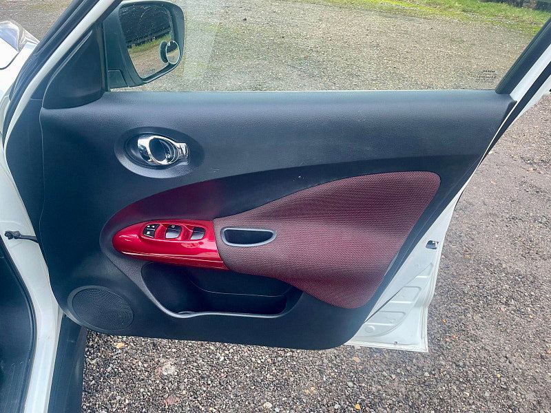 Nissan Juke 1.2L N-Connecta DiG-T SUV 5dr Petrol Manual Euro 6 (115 bhp)