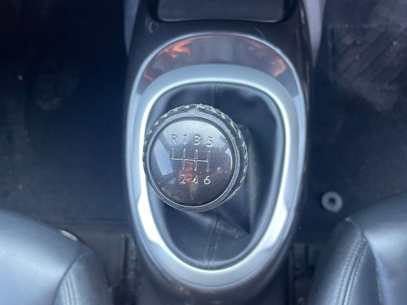 Nissan Juke 1.2L Tekna DiG-T SUV 5dr Petrol Manual Euro 6 (115 bhp)