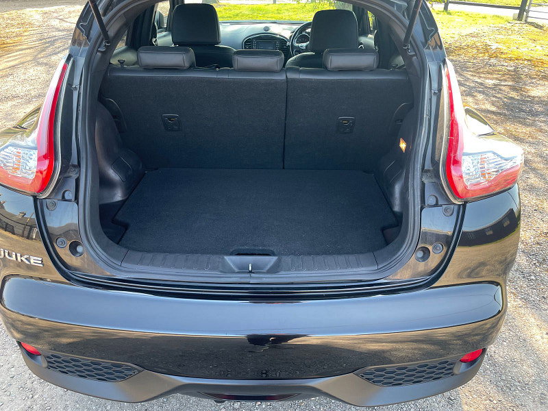 Nissan Juke 1.2L Tekna DiG-T SUV 5dr Petrol Manual Euro 6 (115 bhp)