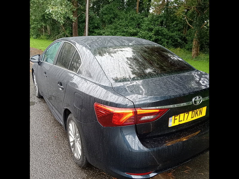 Toyota Avensis 2.0 D-4D Business Edition Saloon 4dr Diesel Manual Euro 6 (s/s) (143 ps)
