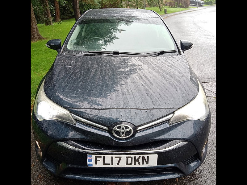 Toyota Avensis 2.0 D-4D Business Edition Saloon 4dr Diesel Manual Euro 6 (s/s) (143 ps)