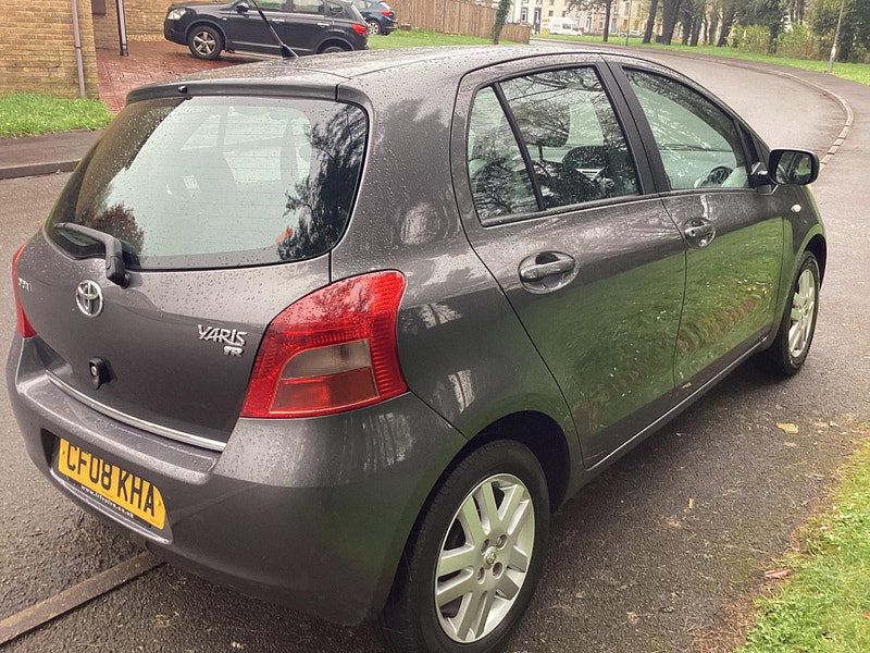 Toyota Yaris 1.3 VVT-i TR 5dr