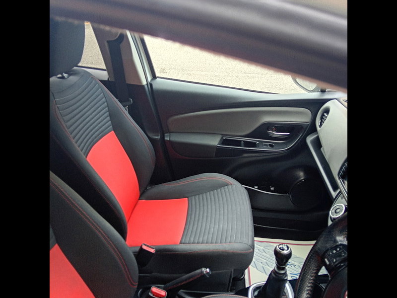 Toyota Yaris 1.33 Dual VVT-i Sport Hatchback 5dr Petrol Manual Euro 5 Euro 5 (99 ps)