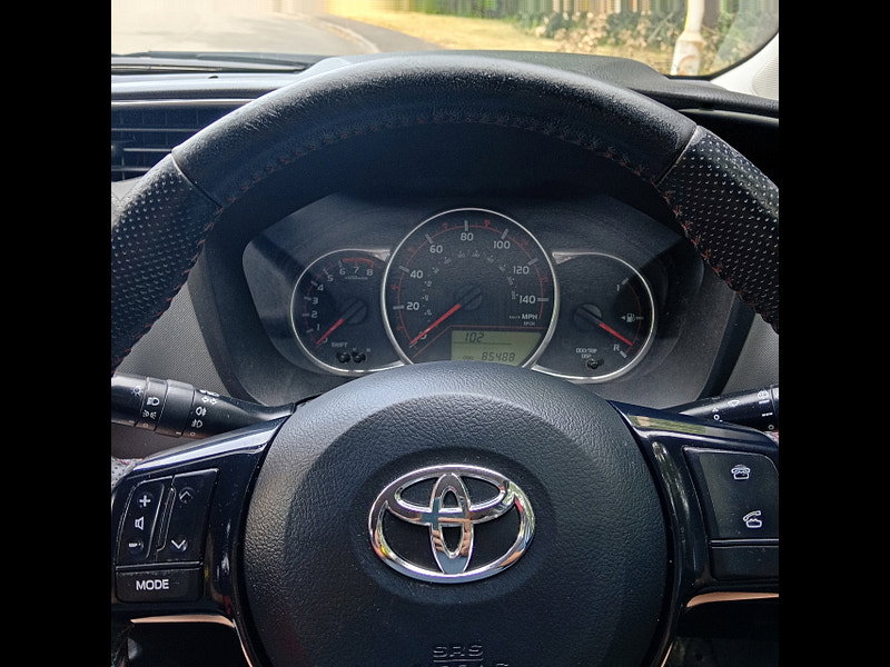 Toyota Yaris 1.33 Dual VVT-i Sport Hatchback 5dr Petrol Manual Euro 5 Euro 5 (99 ps)