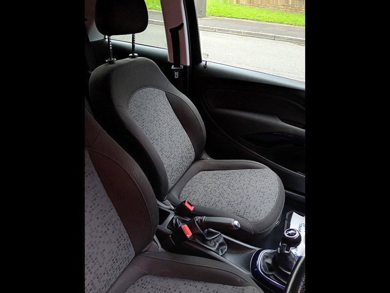 Vauxhall ADAM 1.2 16v JAM Hatchback 3dr Petrol Manual Euro 5 (70 ps)