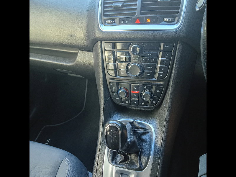 Vauxhall Meriva 1.4i Tech Line MPV 5dr Petrol Manual Euro 6 (100 ps)