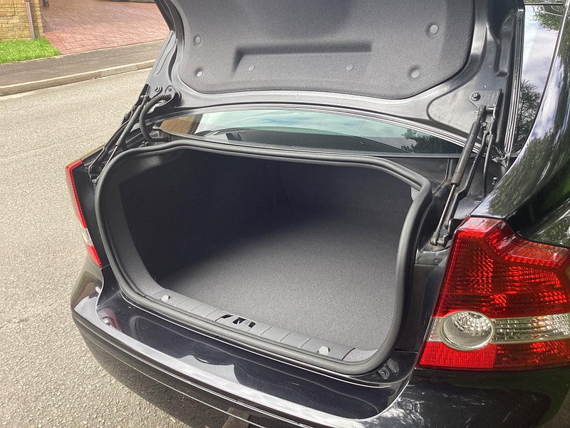 Volvo S40 1.8 S 4dr