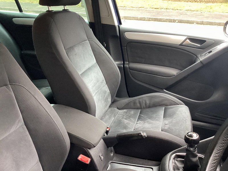 Volkswagen Golf 2.0 TDI BlueMotion Tech GT Euro 5 (s/s) 5dr