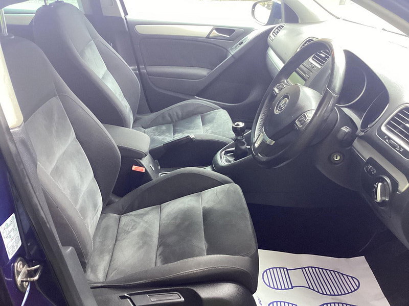 Volkswagen Golf 2.0 TDI BlueMotion Tech GT Euro 5 (s/s) 5dr